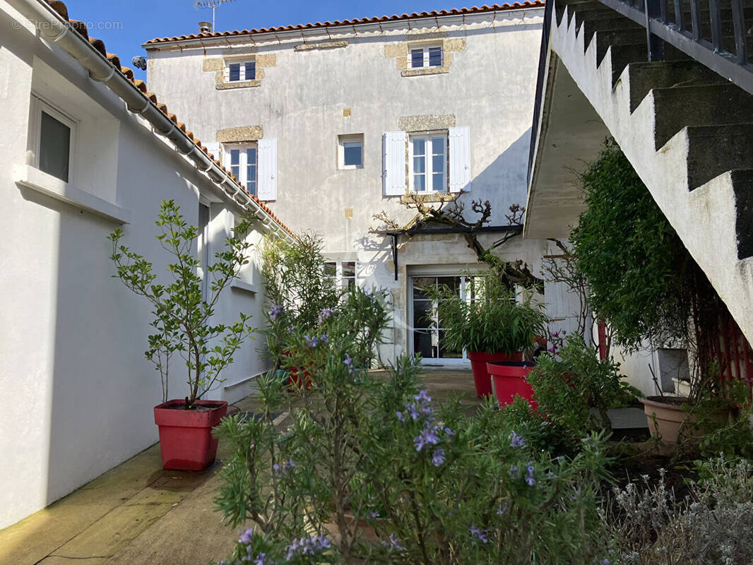 Maison à DOIX