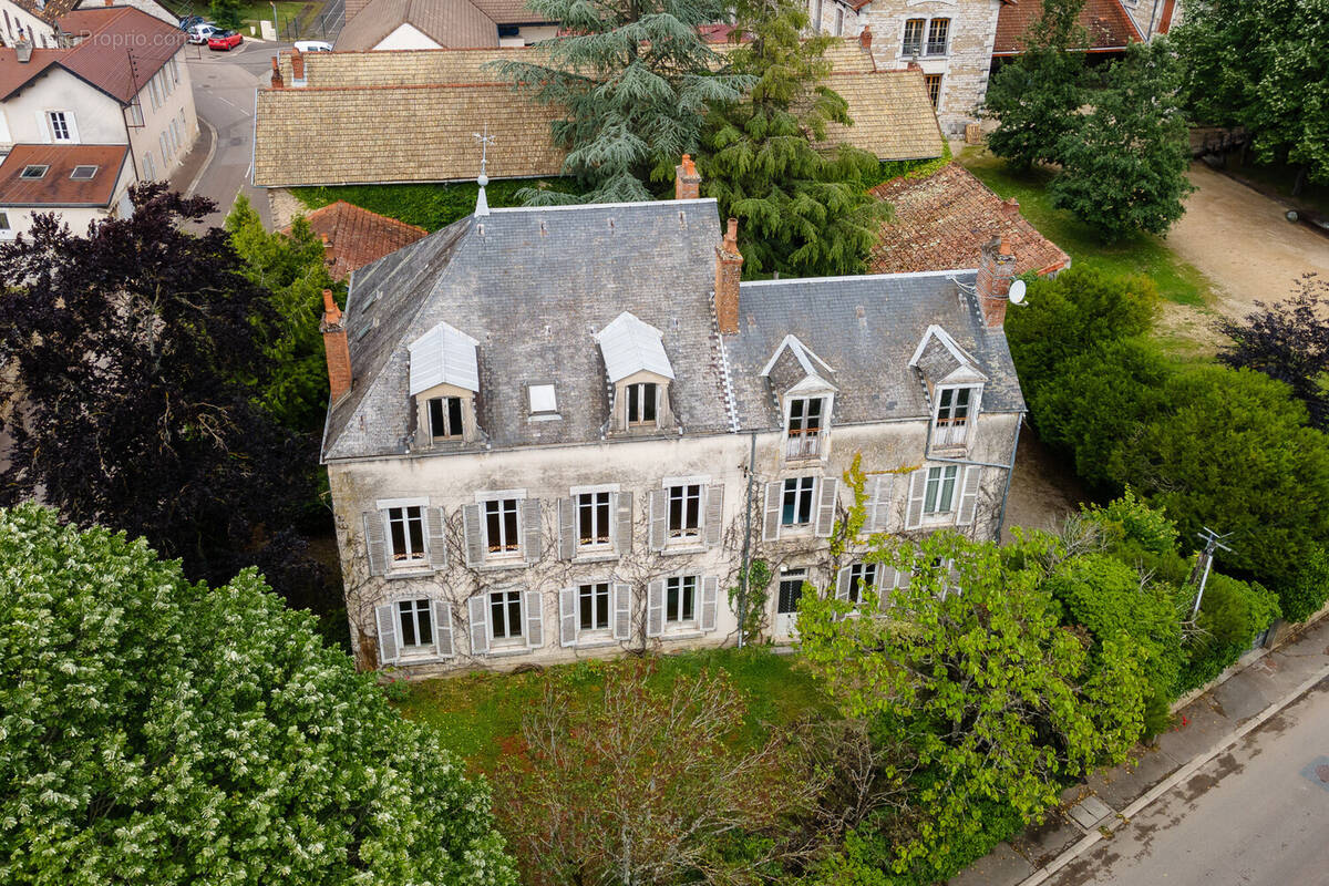 Appartement à NUITS-SAINT-GEORGES