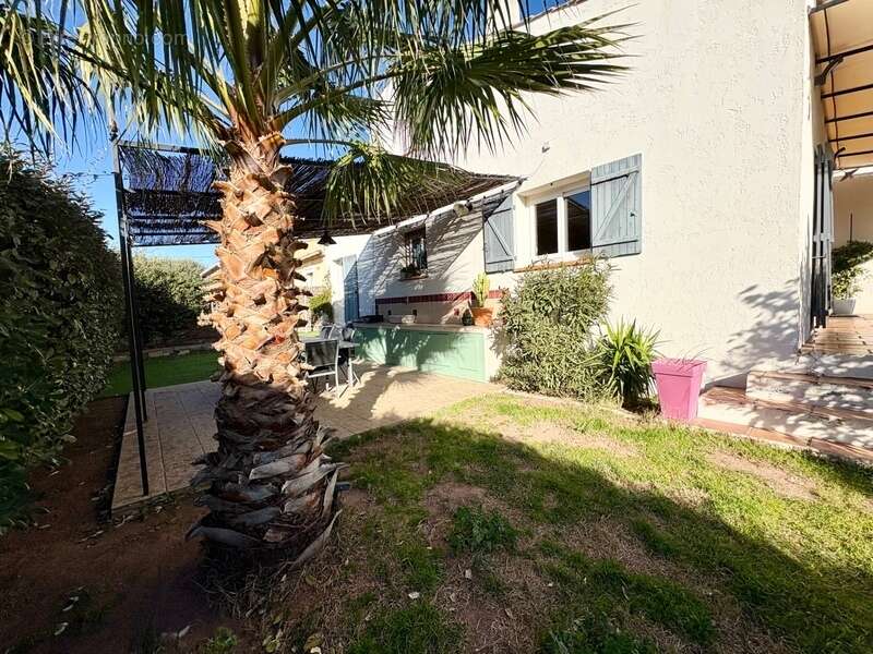 Maison à PUGET-SUR-ARGENS