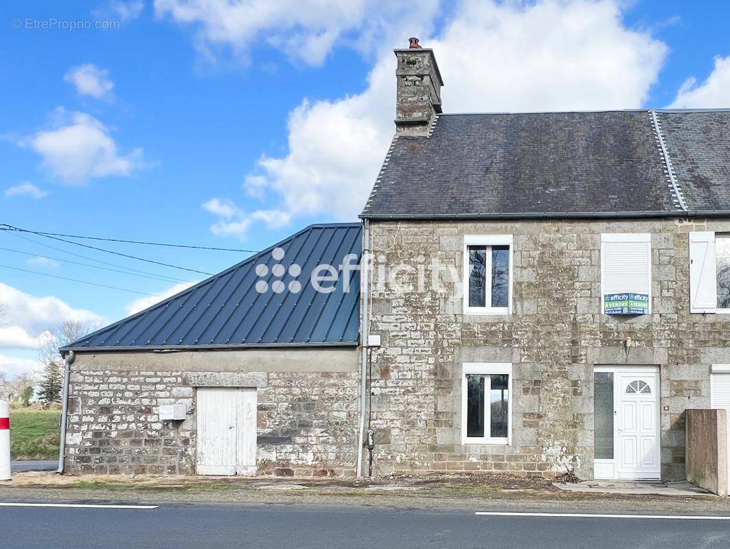 Maison à VILLEDIEU-LES-POELES