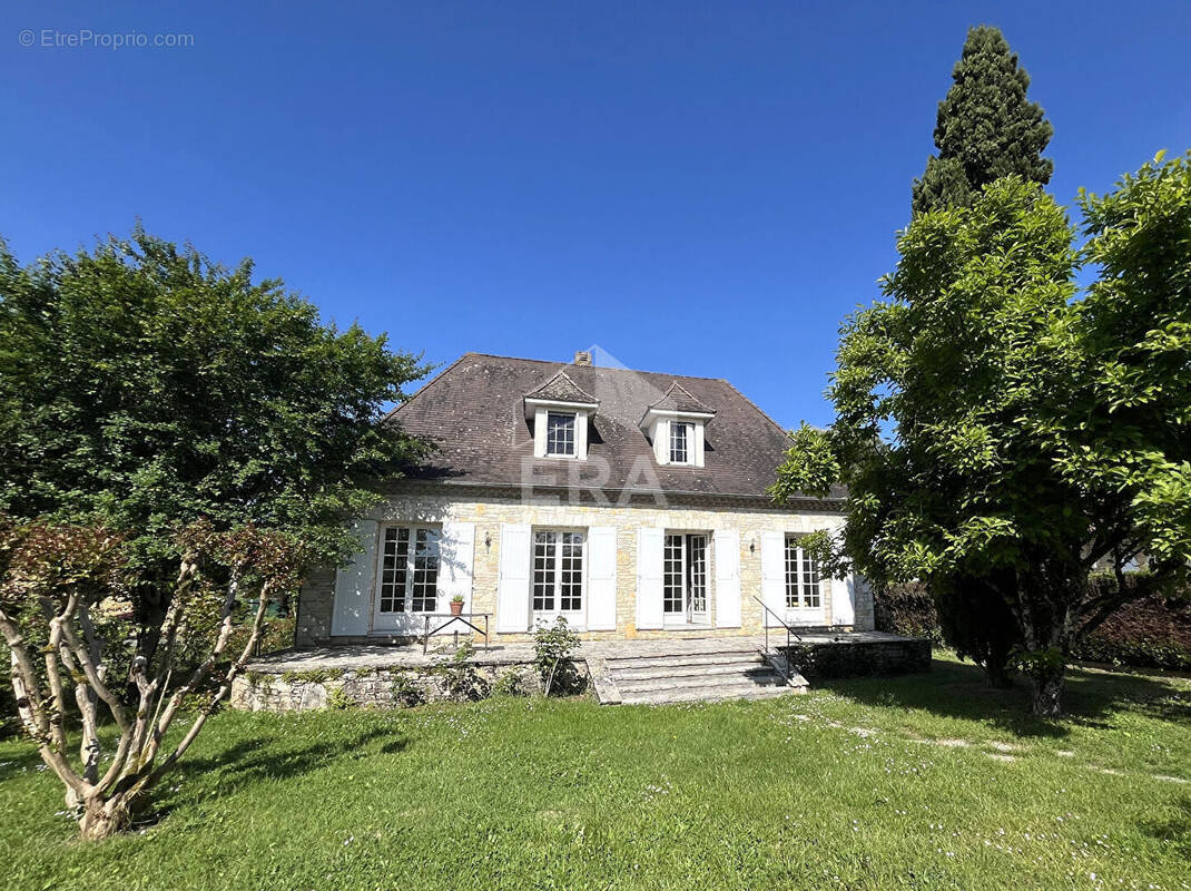 Maison à PORT-SAINTE-FOY-ET-PONCHAPT
