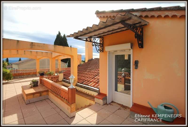 Maison à LORGUES