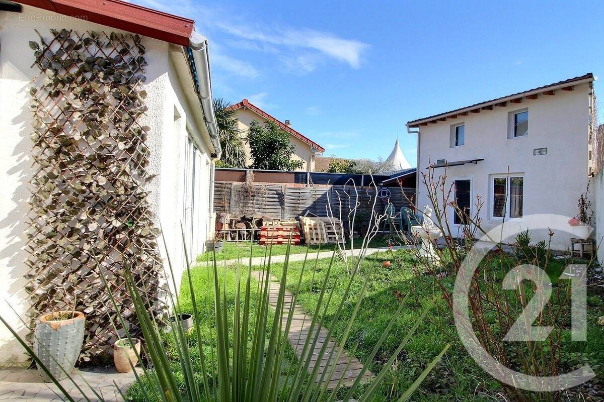 Maison à WISSOUS