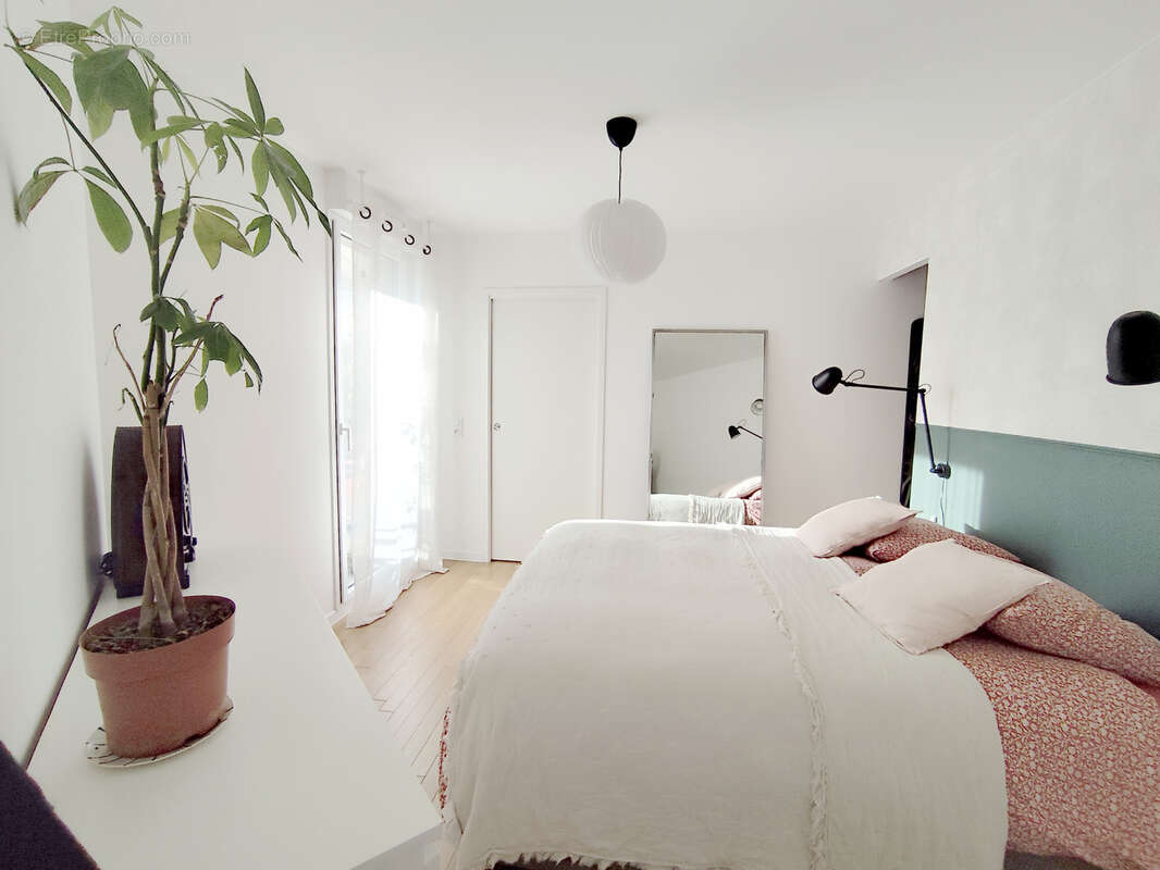 Appartement à SAINT-MAUR-DES-FOSSES