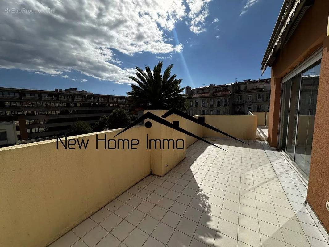 Appartement à MARSEILLE-8E