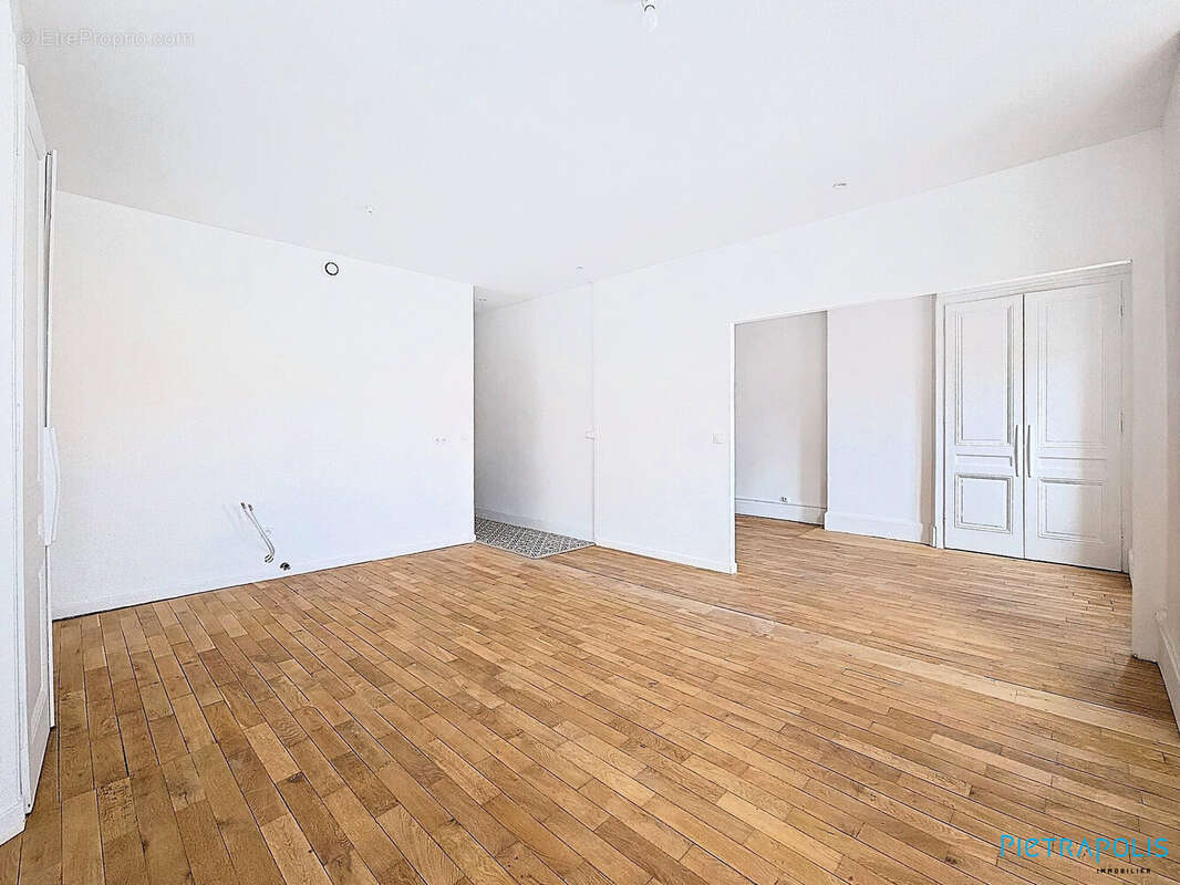 Appartement à LYON-6E