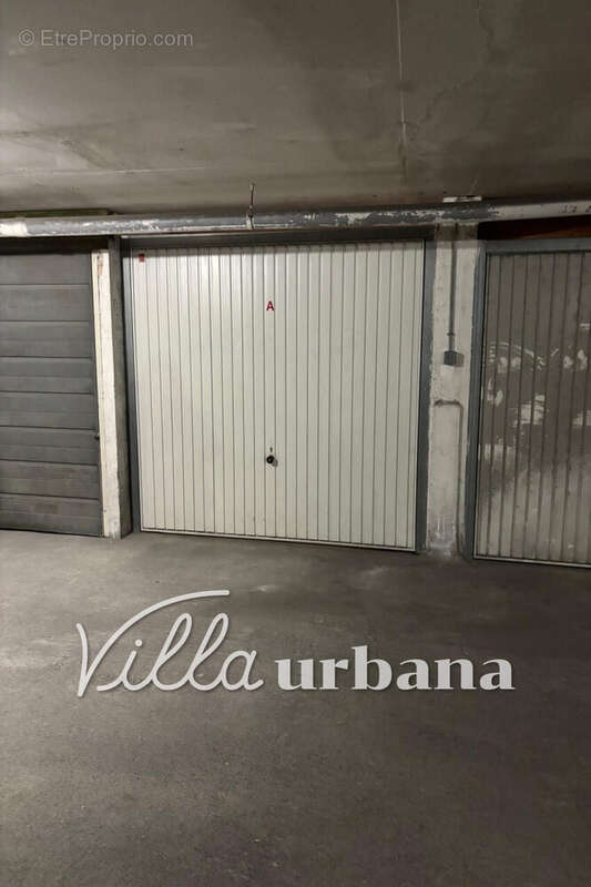 Parking à ANTIBES