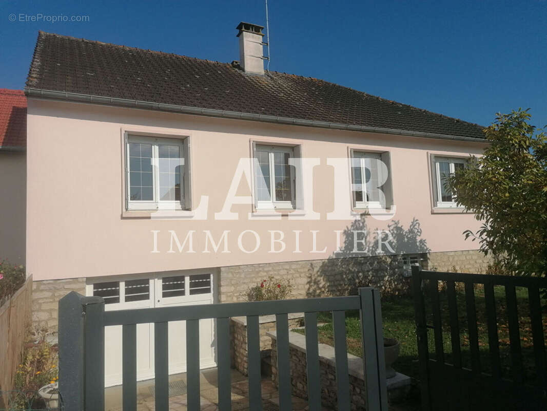 Maison à ECOUCHE