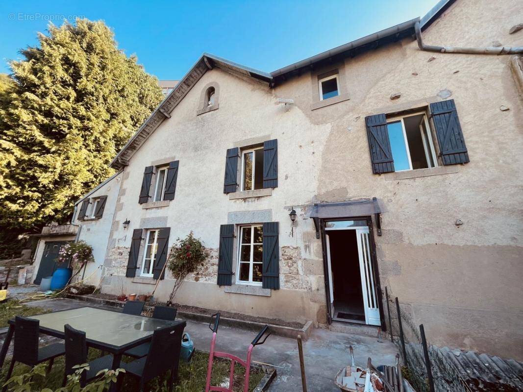 Maison à AUBUSSON