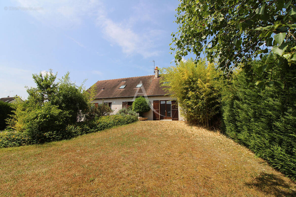 Maison à VINEUIL