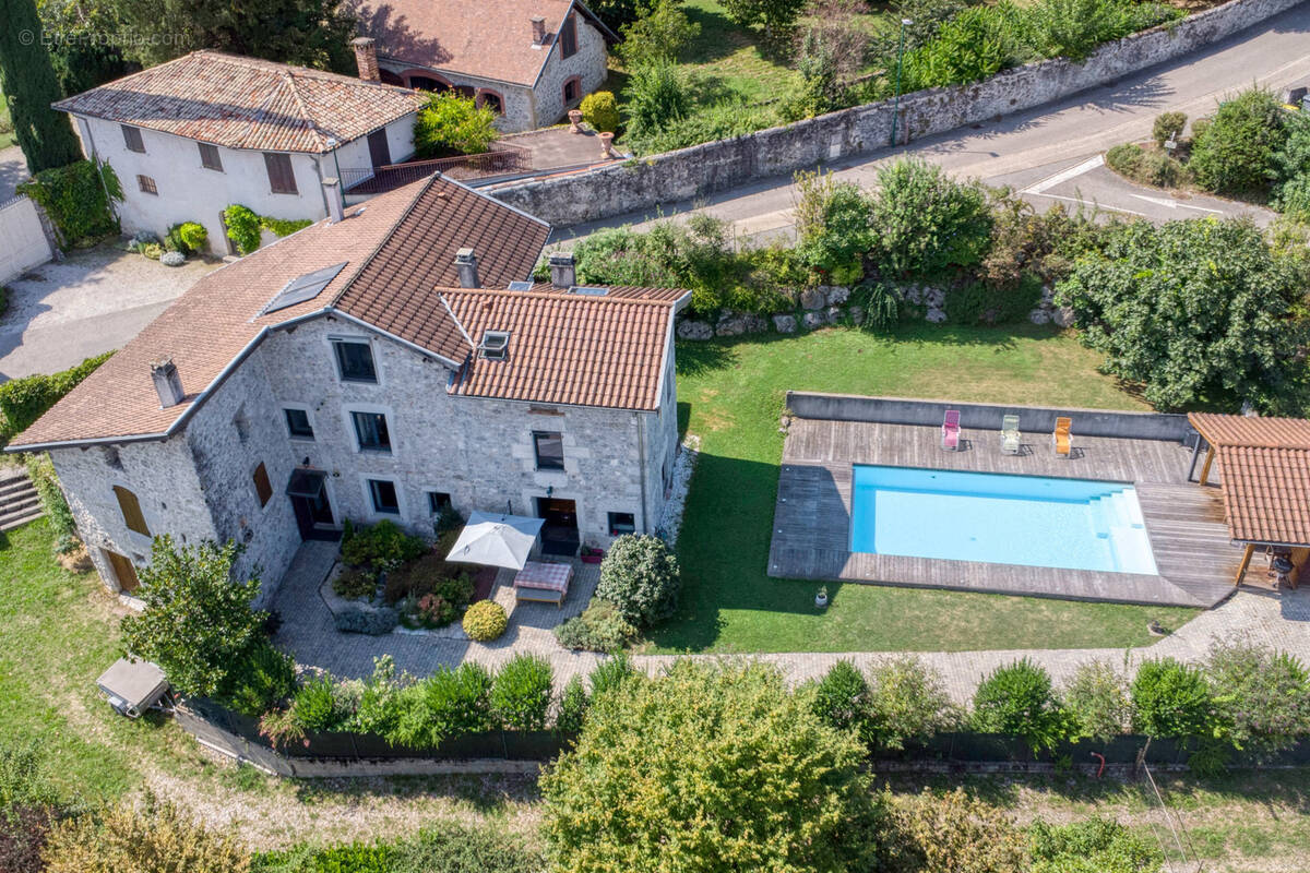 Maison à SAINT-ISMIER
