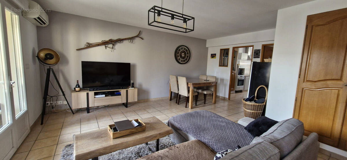 Appartement à SORGUES