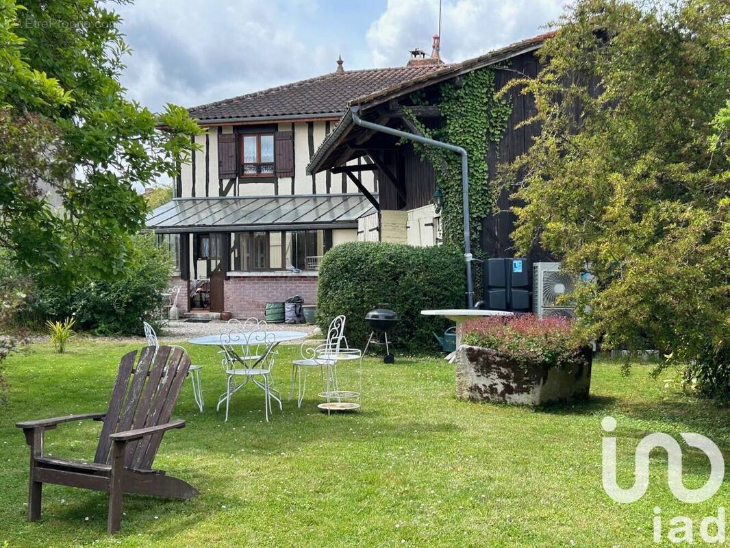 Photo 1 - Maison à GIFFAUMONT-CHAMPAUBERT