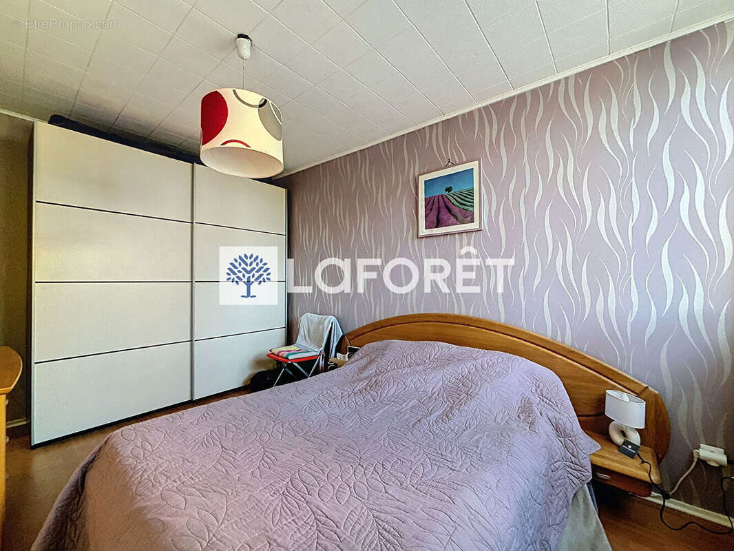 Appartement à DECINES-CHARPIEU