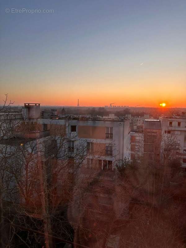 Appartement à SURESNES