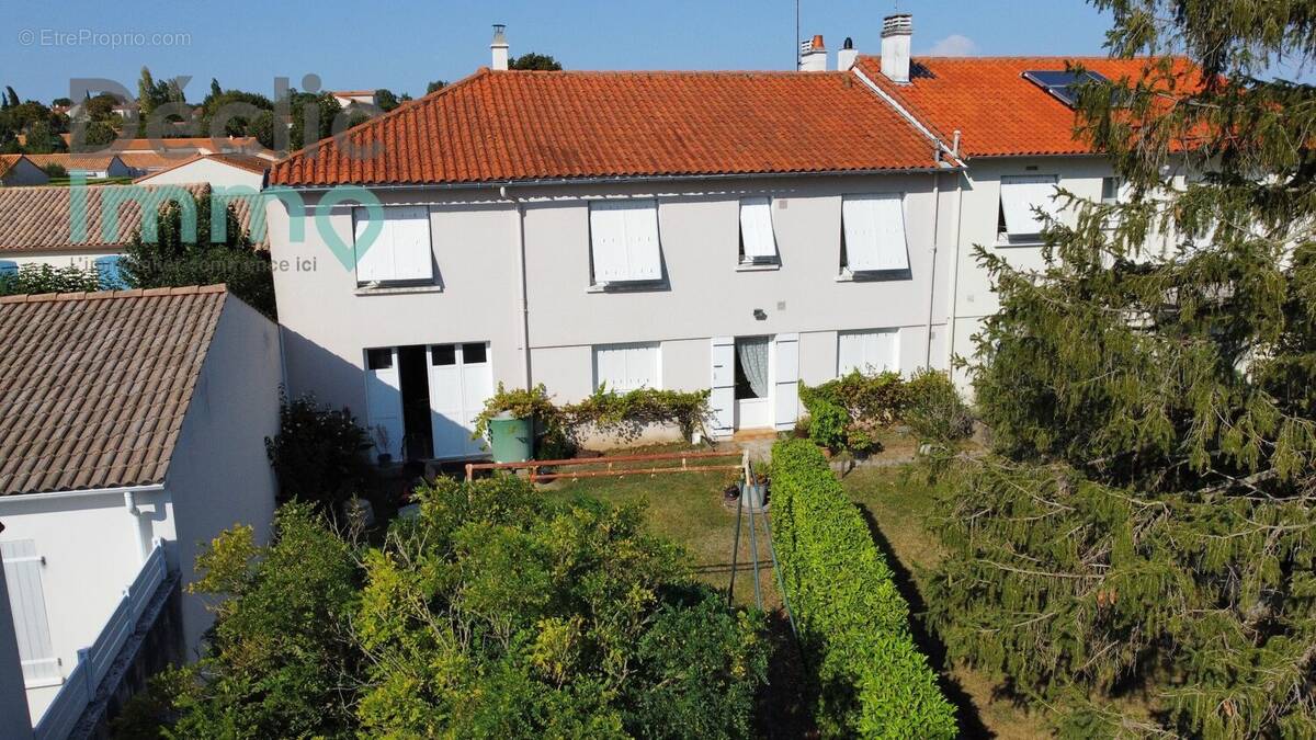 Maison à AIFFRES