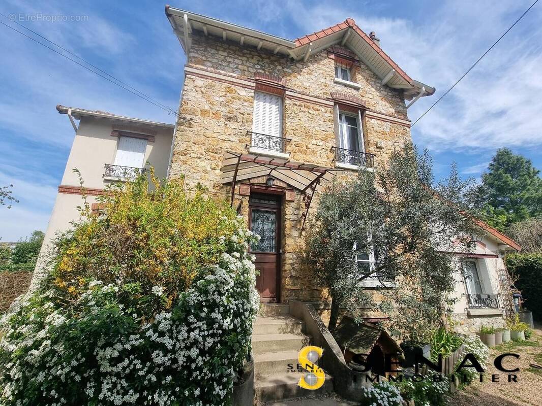 Maison à TAVERNY