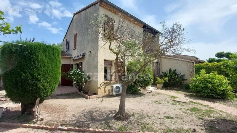 Maison à ROGNONAS