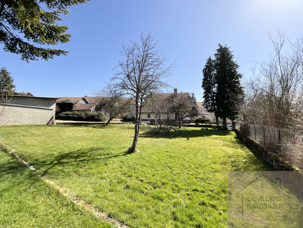 Appartement à NANCRAY