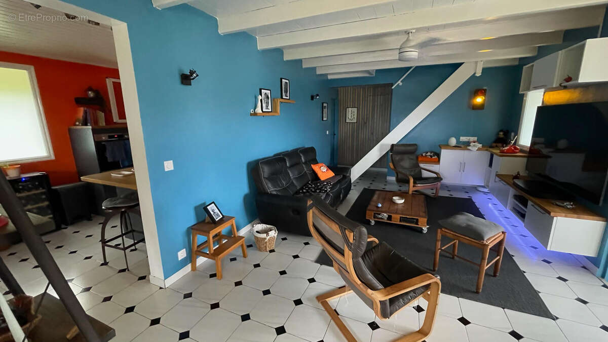 Maison à LES TROIS-ILETS