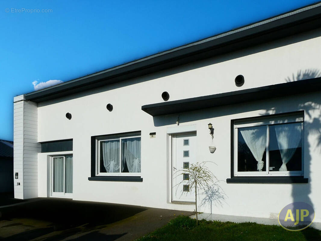 Maison à PLUMELEC