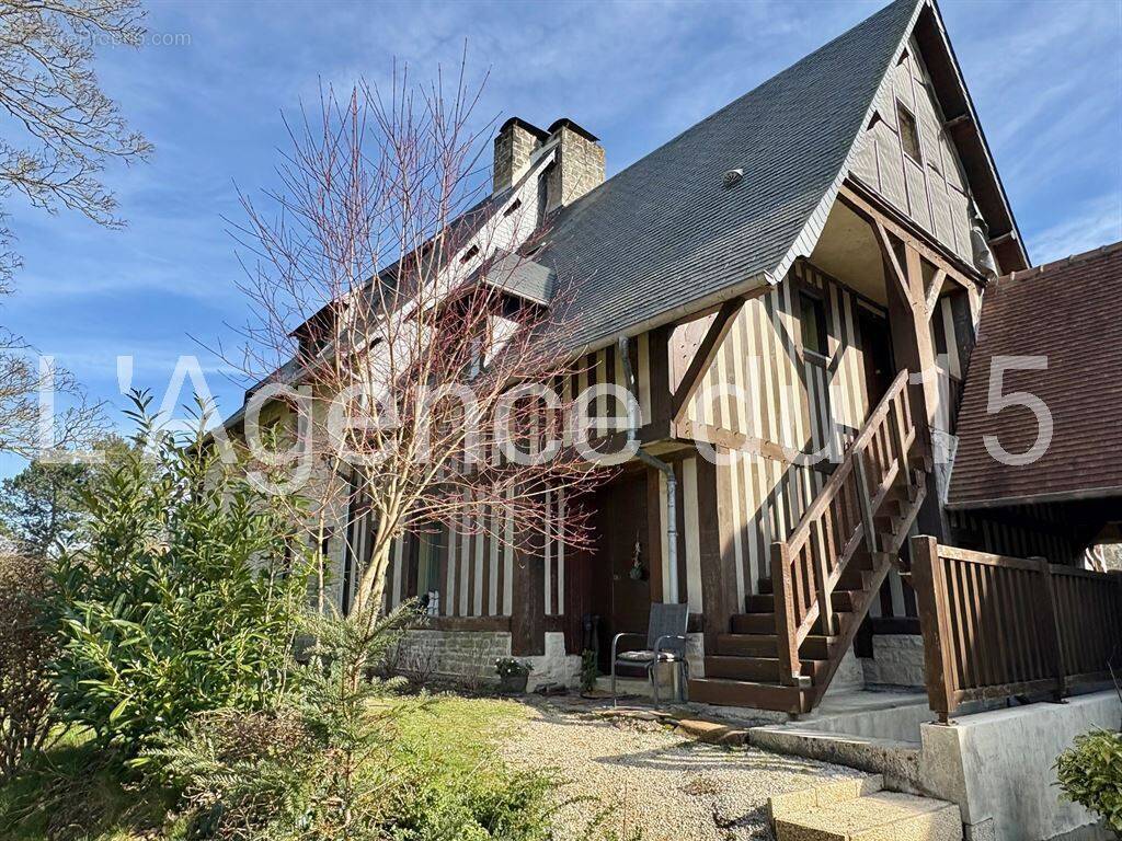 Appartement à TOURGEVILLE
