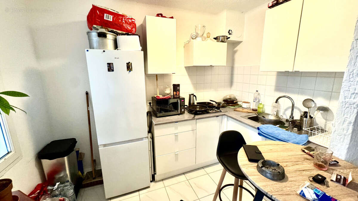 Appartement à ENTRAIGUES-SUR-LA-SORGUE