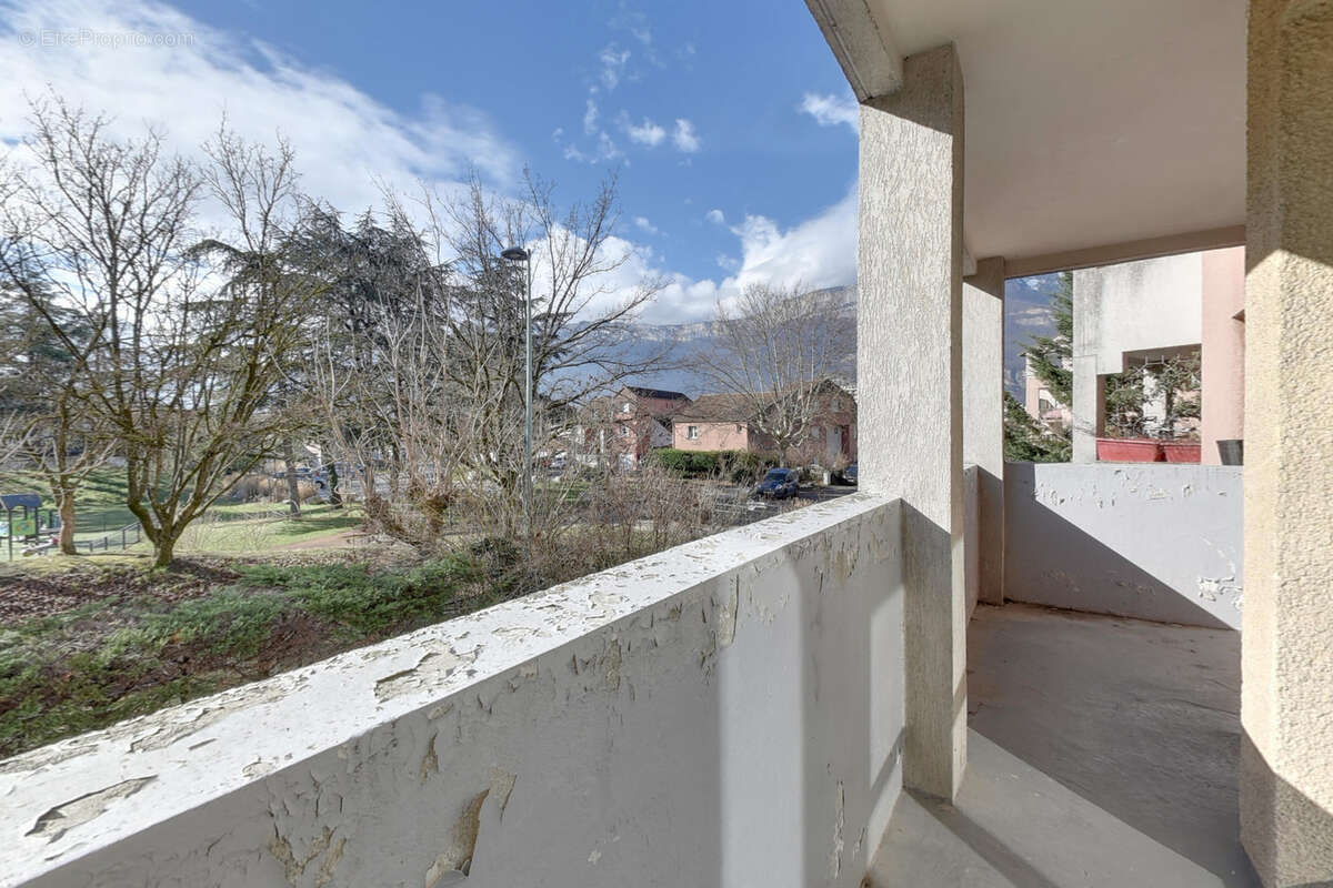 Appartement à LE PONT-DE-CLAIX