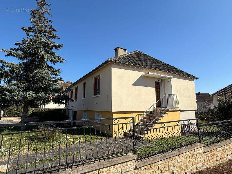Maison à AUXERRE