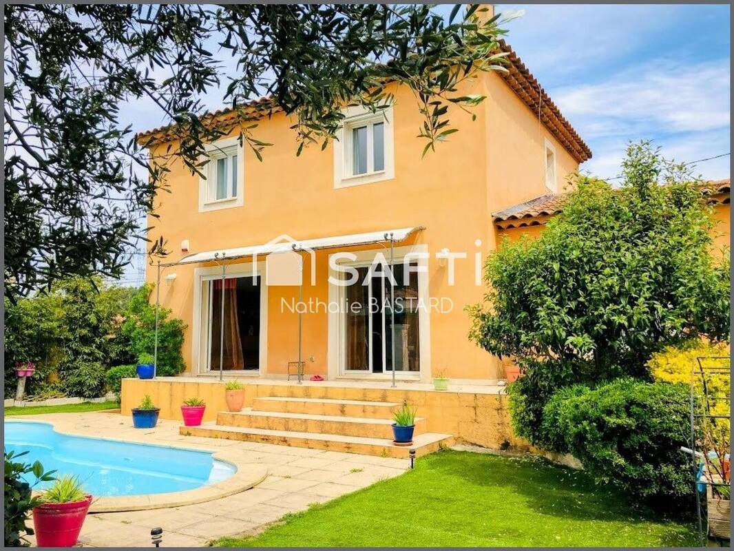 Photo 1 - Maison à ENSUES-LA-REDONNE