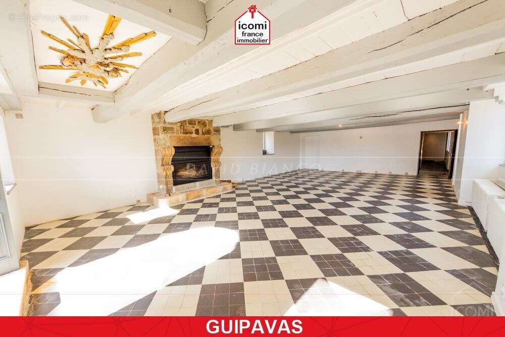 Maison à GUIPAVAS