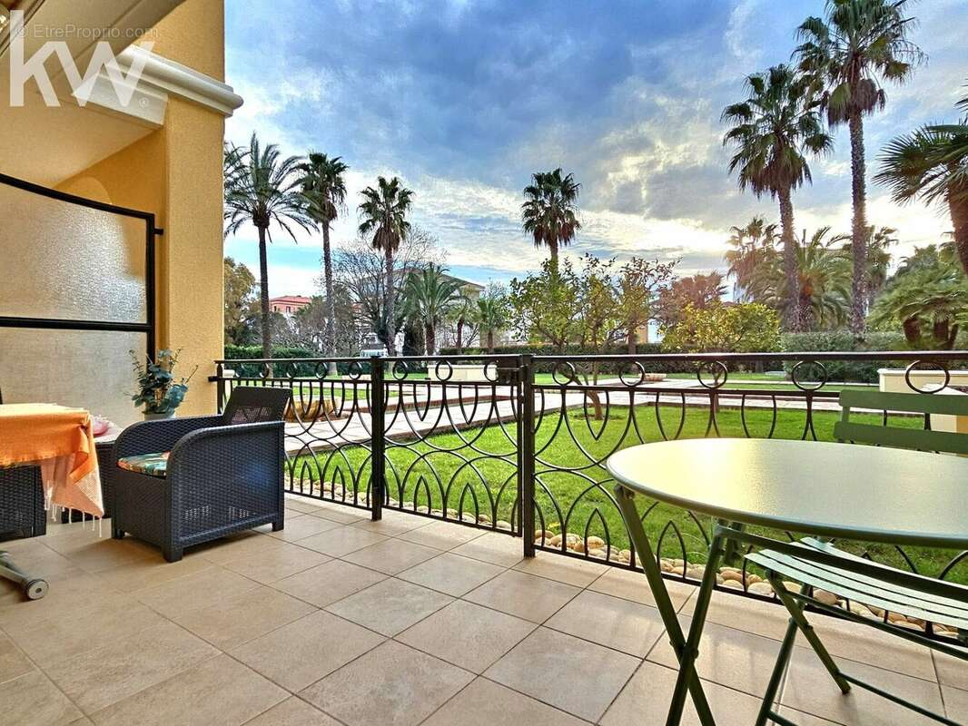 Appartement à HYERES