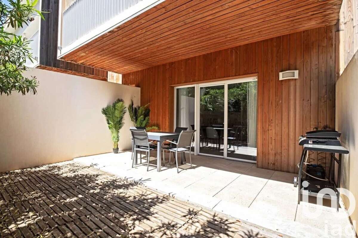 Photo 2 - Appartement à JUVIGNAC