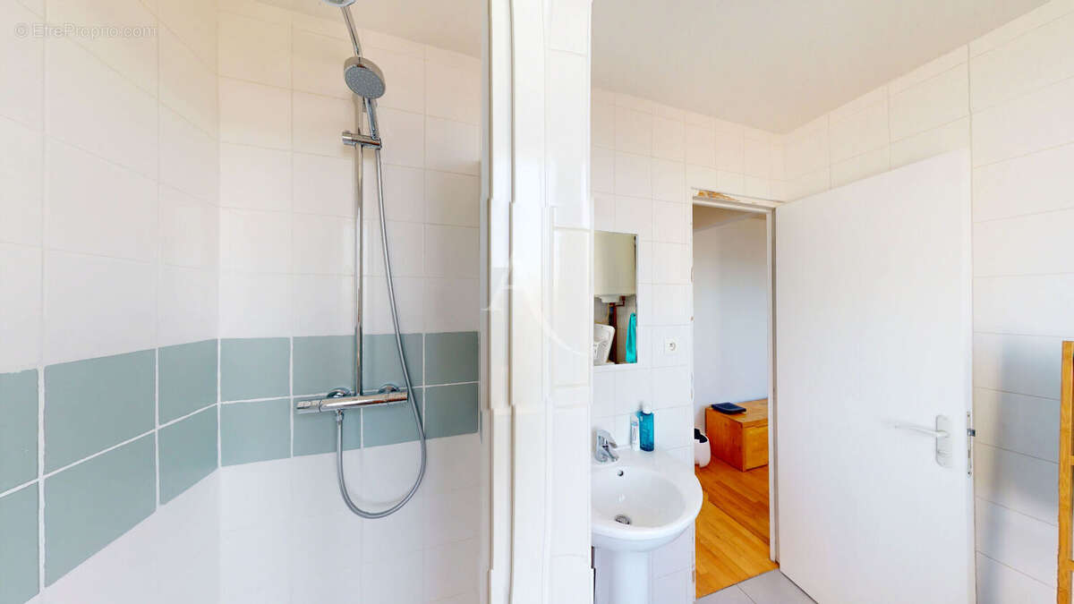 Appartement à MAISONS-ALFORT