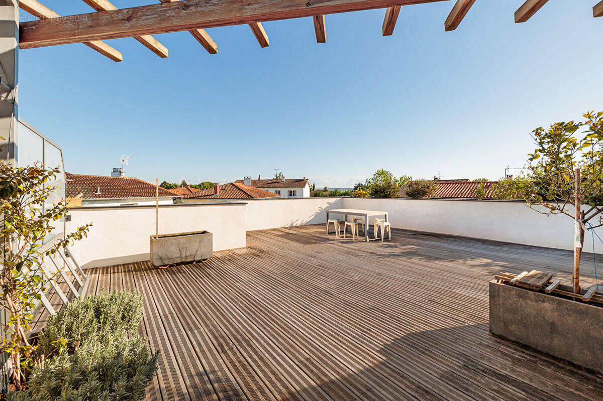 Appartement à SAINT-ORENS-DE-GAMEVILLE
