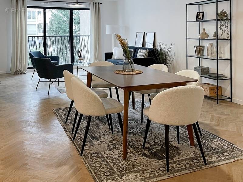 Appartement à SURESNES