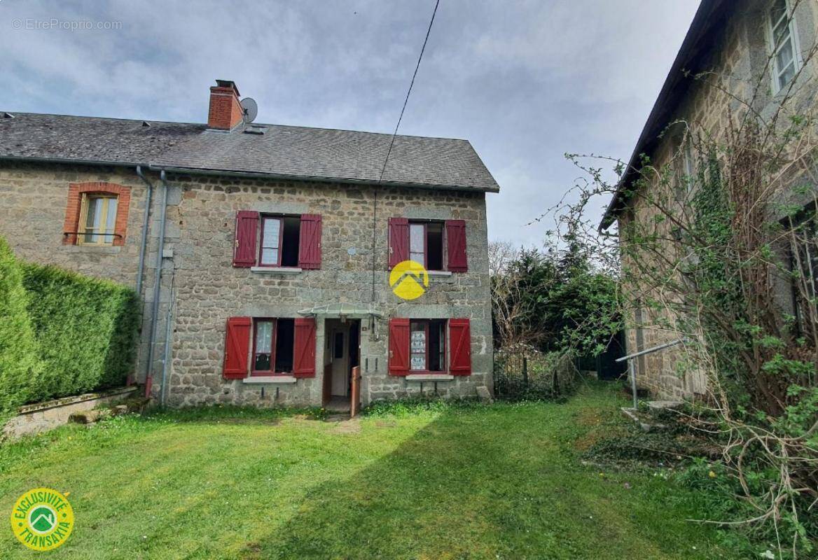 Maison à AUZANCES
