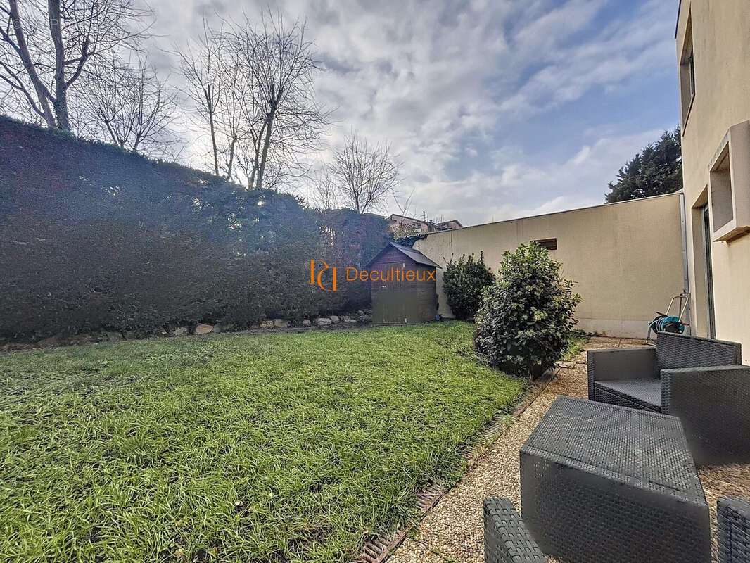 Appartement à TASSIN-LA-DEMI-LUNE
