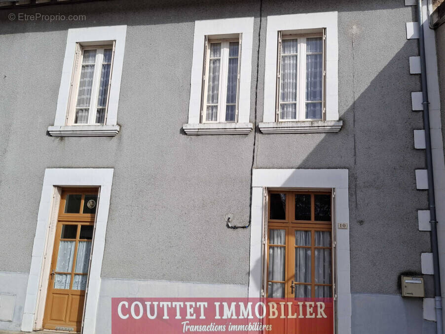 Maison à CHABANAIS