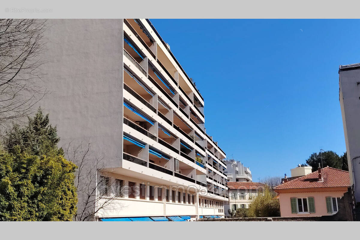 Appartement à HYERES