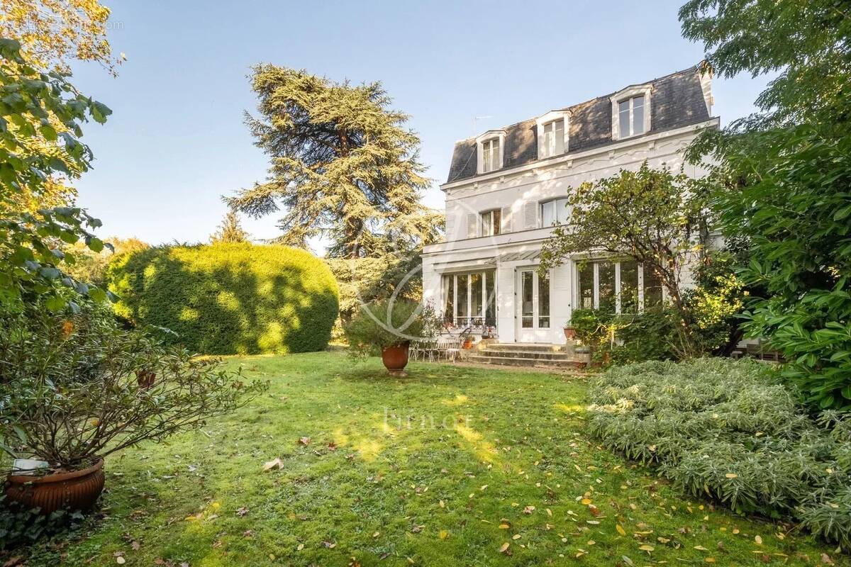Maison à LE VESINET