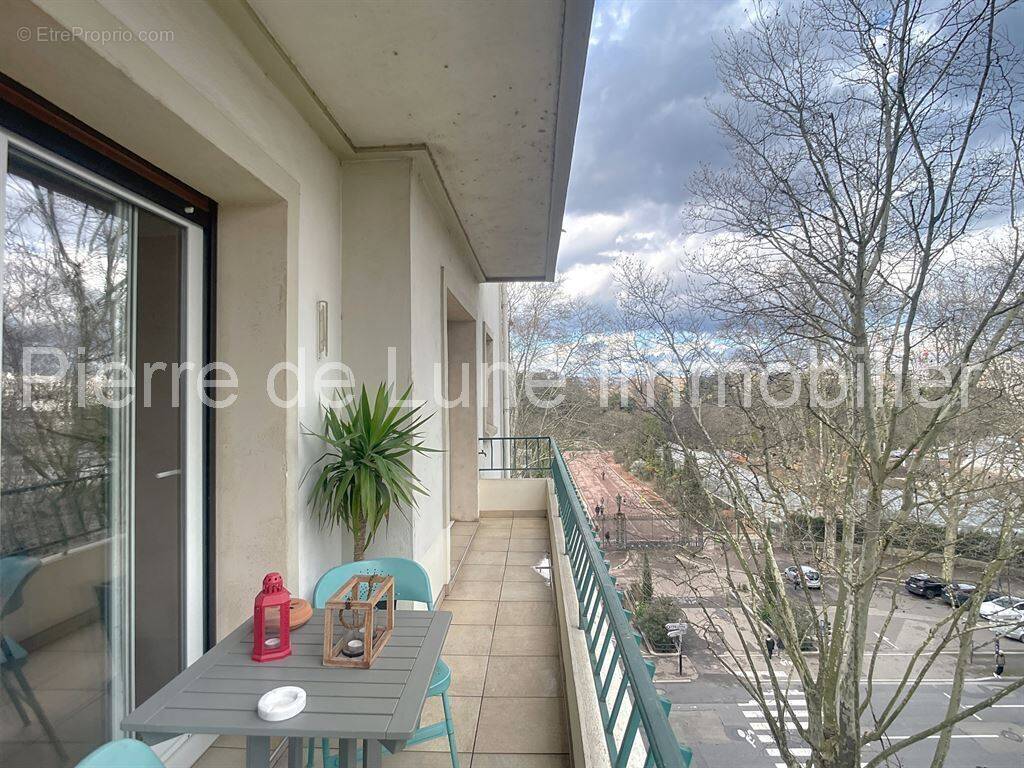 Appartement à LYON-6E