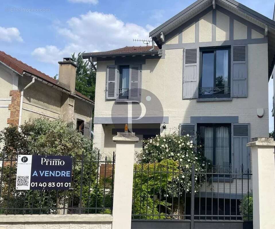 Maison à LE PLESSIS-ROBINSON