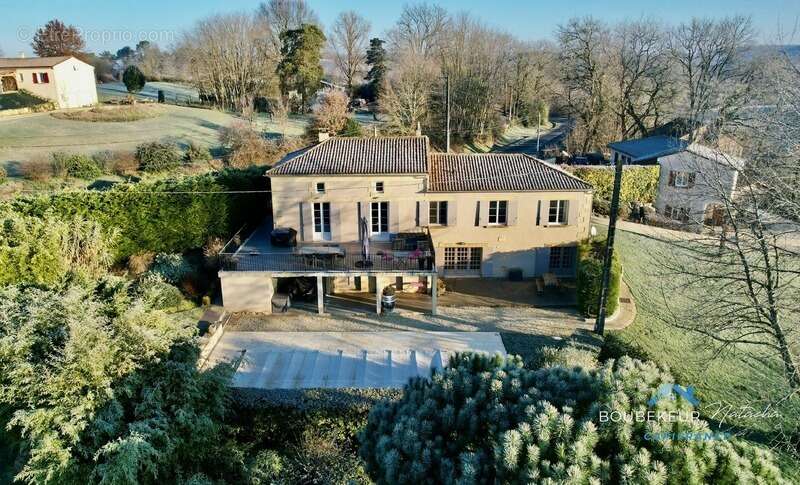 Maison à BEAUMONT-DU-PERIGORD
