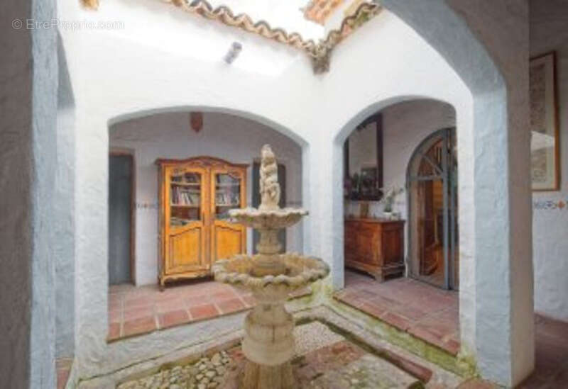 Maison à FONTAINE-DE-VAUCLUSE