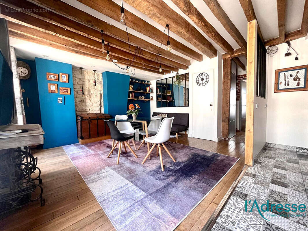 Appartement à PARIS-11E