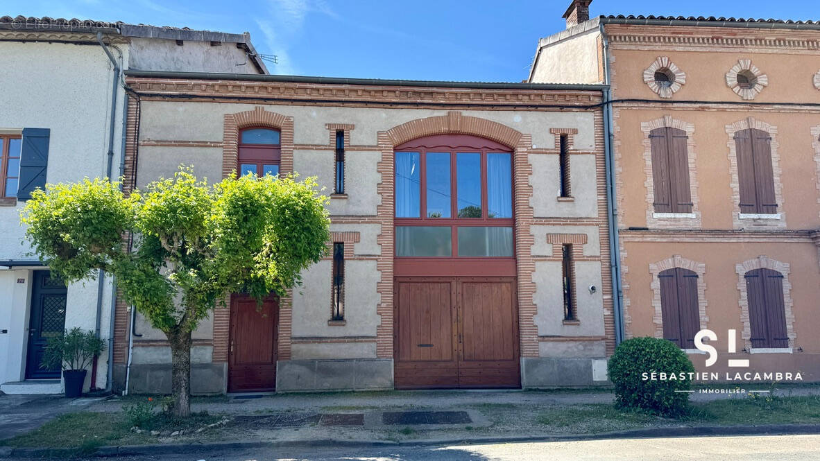 Maison à LISLE-SUR-TARN
