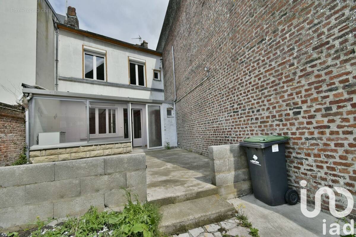 Photo 1 - Maison à MAIGNELAY-MONTIGNY