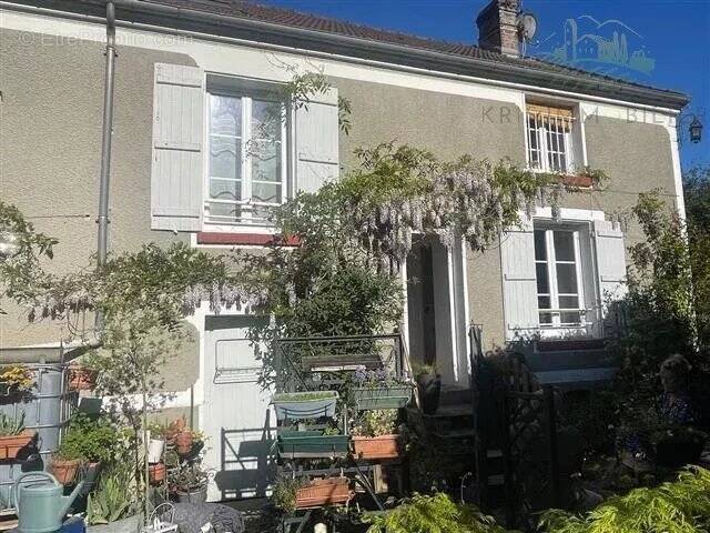 Maison à LIZY-SUR-OURCQ