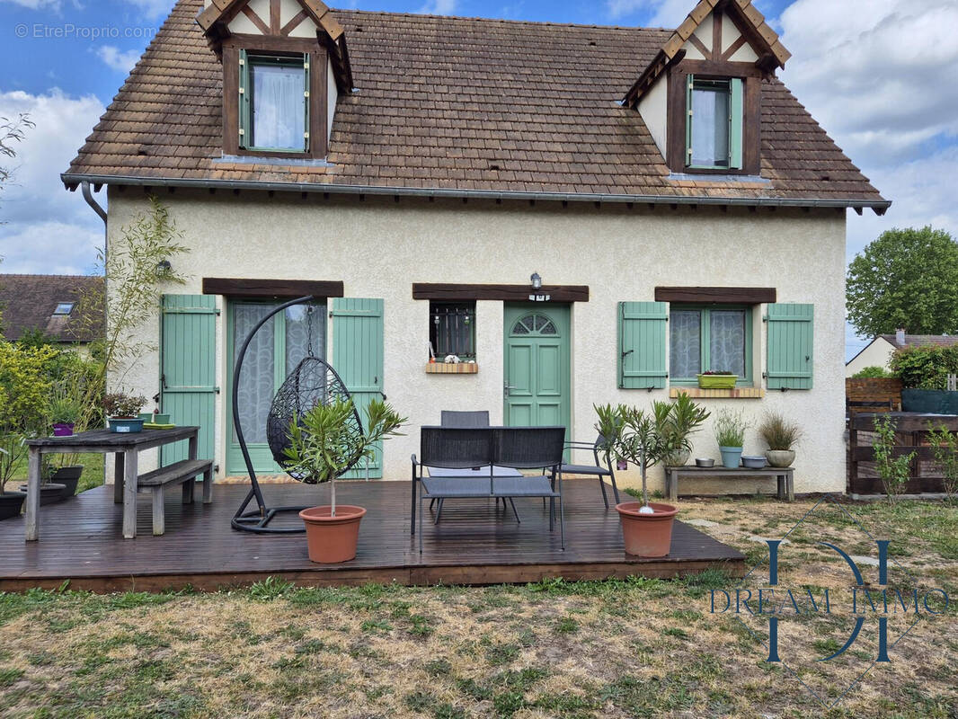 Vue de face - Maison à GASNY